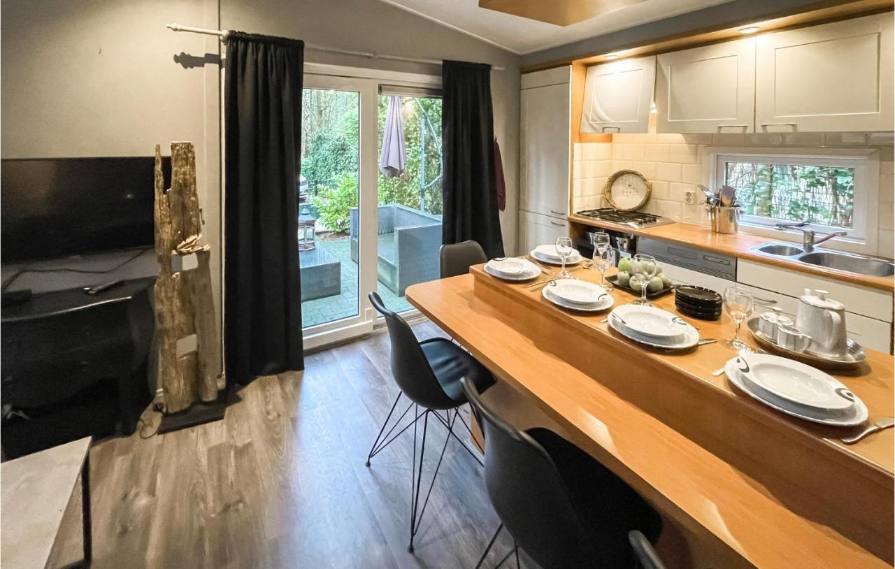 Awesome Home In Emst With Kitchen Exteriör bild